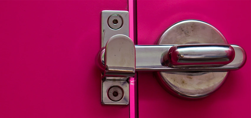 Childproof Gate Lock in Thousand Oaks, California