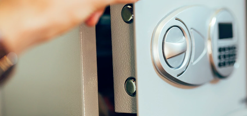 Fingerprint Safe Openers in Thousand Oaks, CA