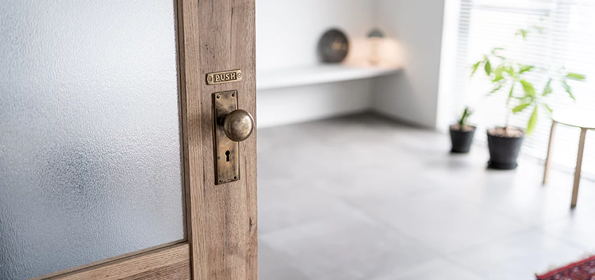 Deadbolt Door Lock Knob Repair in Thousand Oaks, California